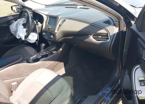 2017 Chevrolet Malibu Ls z USA, uszkodzony, nr VIN 1G1ZB5ST4HF101050